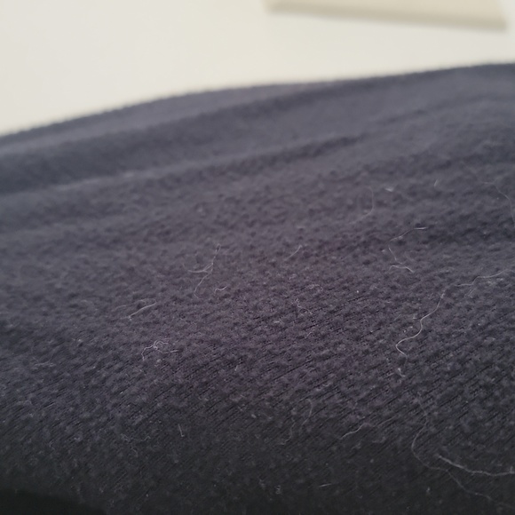 American Eagle Vintage Plush Christmas Sweater - Picture 4 of 4